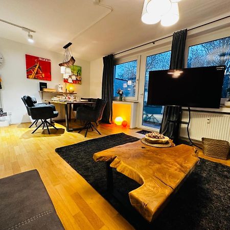 Apartamento Stilvoll-Mit Balkon- Zentral - Netflix-Nespresso Essen Exterior foto